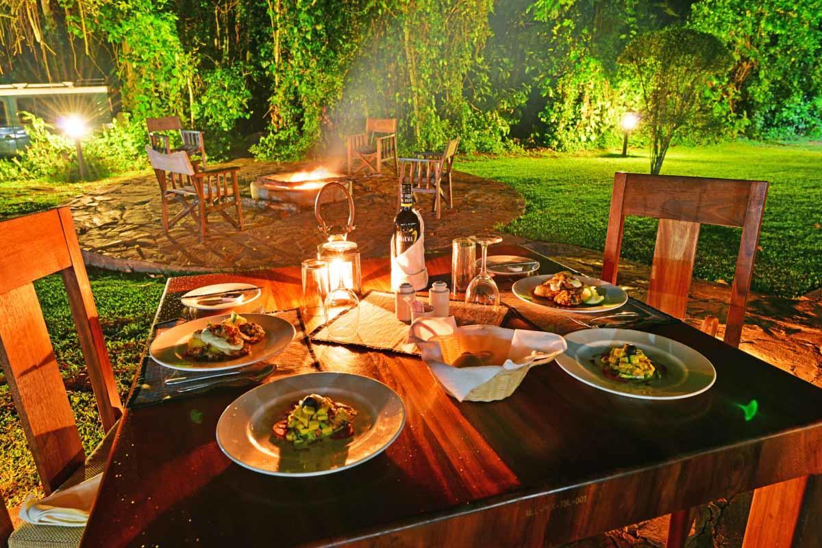 Primate Lodge Kibale คัมพาลา ภายนอก รูปภาพ